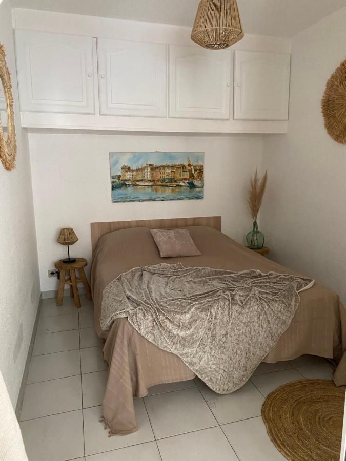 Superbe Appartement Cosy Vue Mer Pieds Dans L'Eau キャバレール・シュル・メール エクステリア 写真